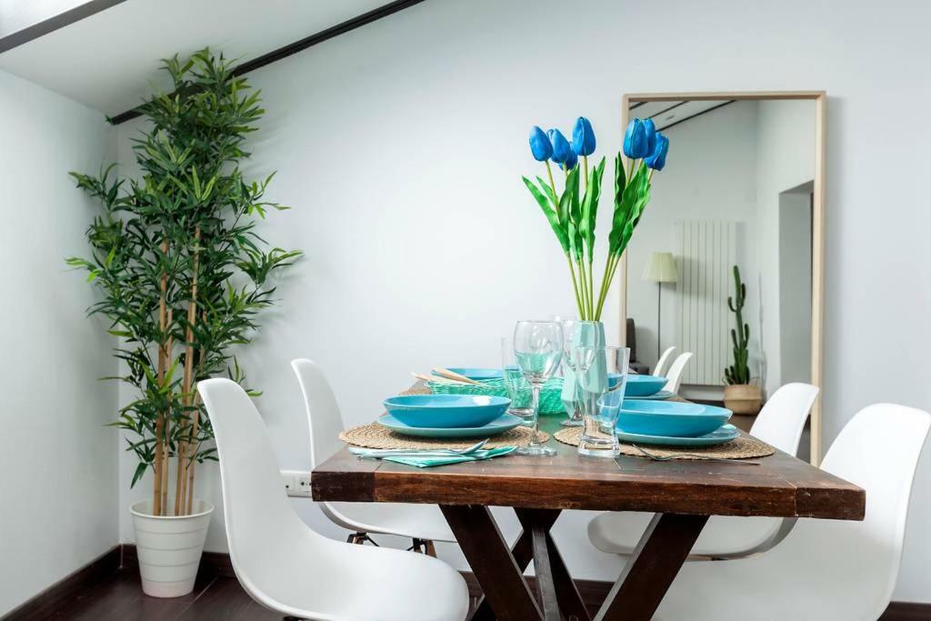 Modern Top Floor Loft At Malasana'S Heart Мадрид Екстериор снимка