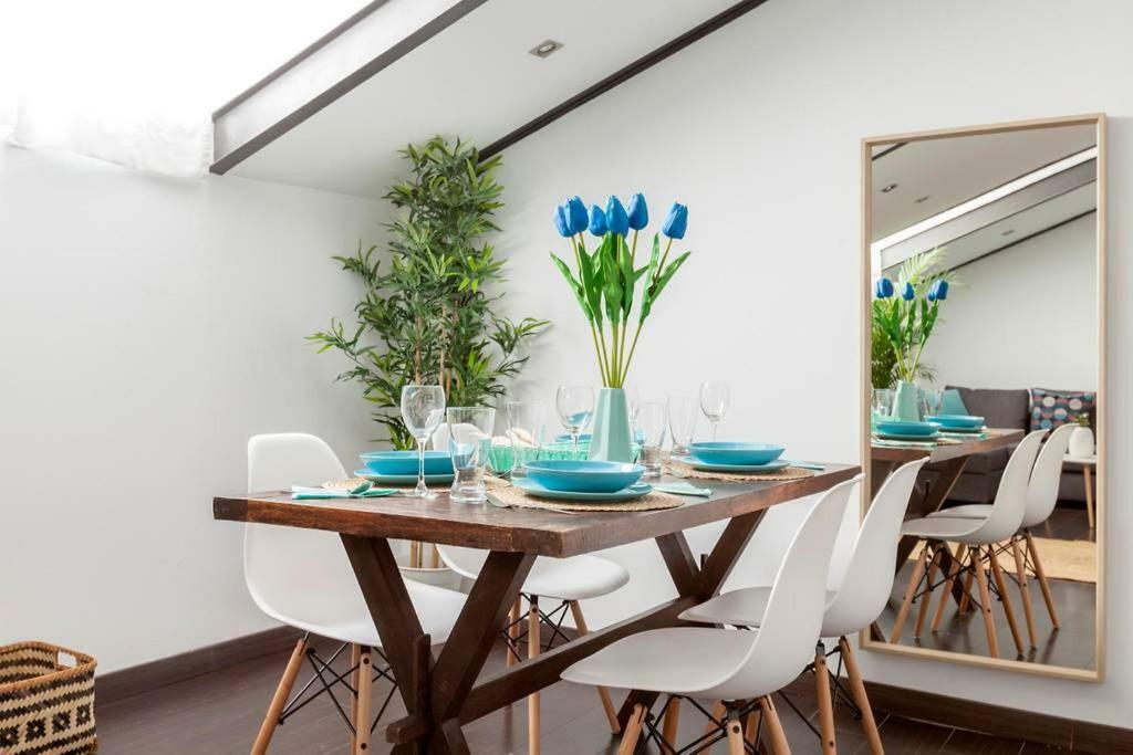 Modern Top Floor Loft At Malasana'S Heart Мадрид Екстериор снимка